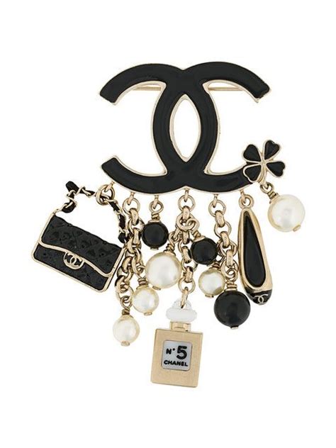 chanel anstecker|who what wear chanel.